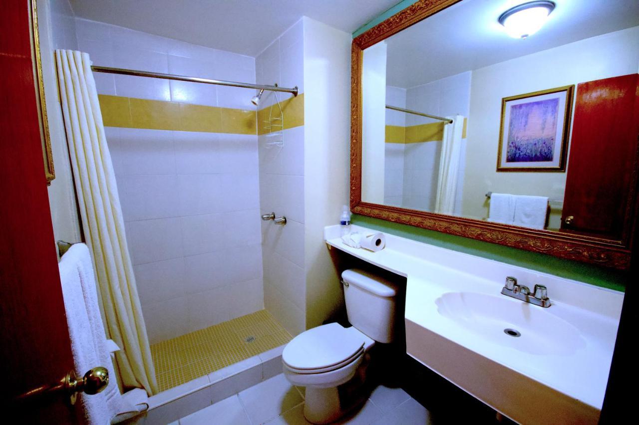 Hotel Consulado Inn ซิวดัด ฮัวเรซ ภายนอก รูปภาพ